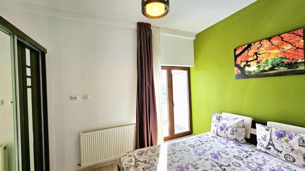 Cityscape Apartment Near Palas Mall Iasi Esterno foto