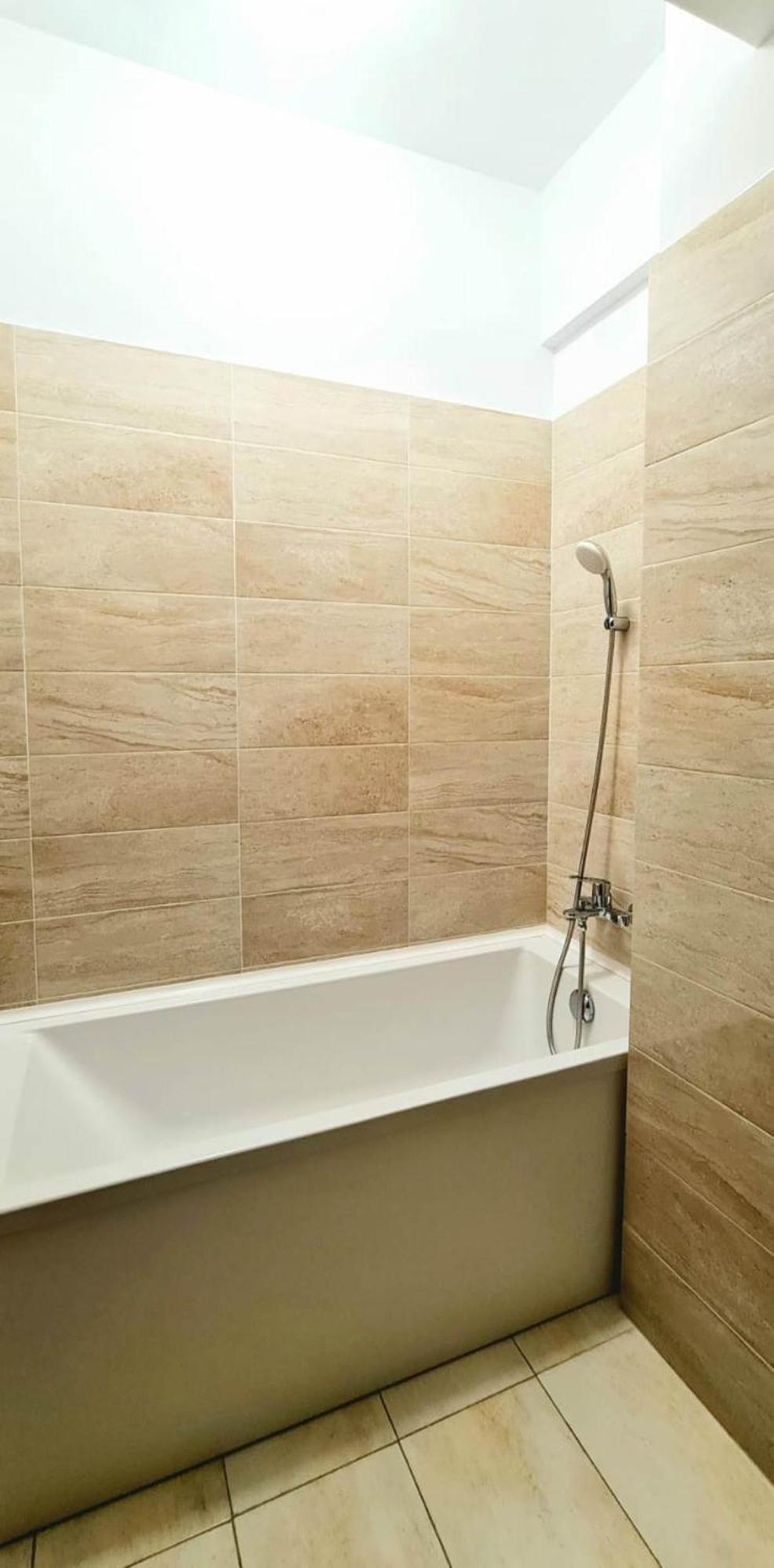 Cityscape Apartment Near Palas Mall Iasi Esterno foto